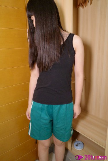 水菜ユイ